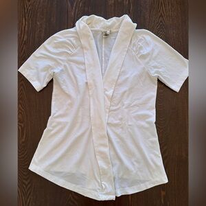 Aventura Cream short sleeve cardigan women’s M